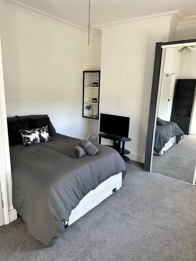 Tiye Estates Short Stay Stoke-on-Trent Екстер'єр фото