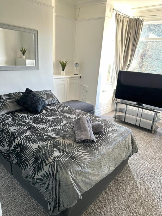 Tiye Estates Short Stay Stoke-on-Trent Екстер'єр фото